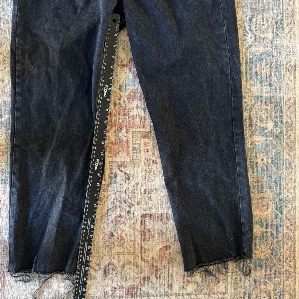 OLD NAVY Sky-Hi Straight Jeans Size 12 Extra High Rise Black Raw Hem Button Fly - Picture 13 of 16